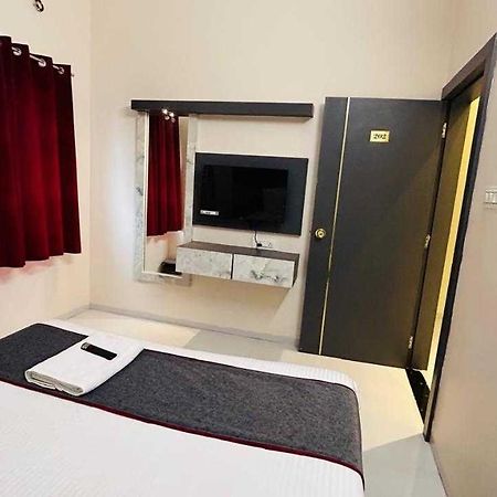 Oyo Hotel Elite Chandrapur Eksteriør bilde