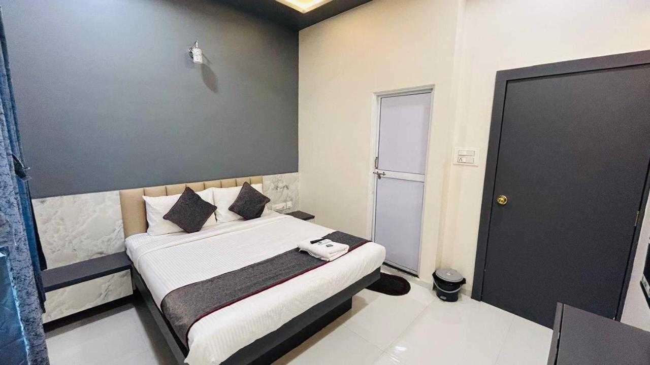 Oyo Hotel Elite Chandrapur Eksteriør bilde