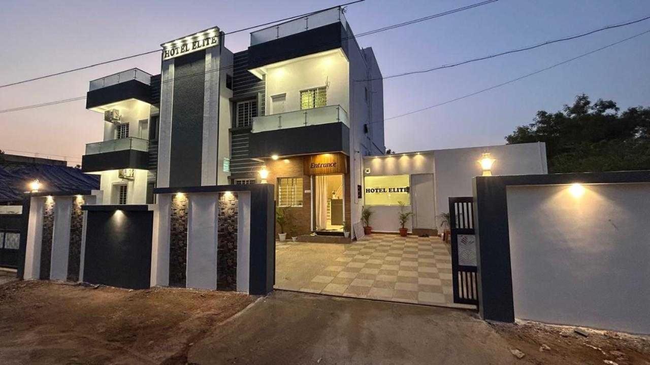 Oyo Hotel Elite Chandrapur Eksteriør bilde