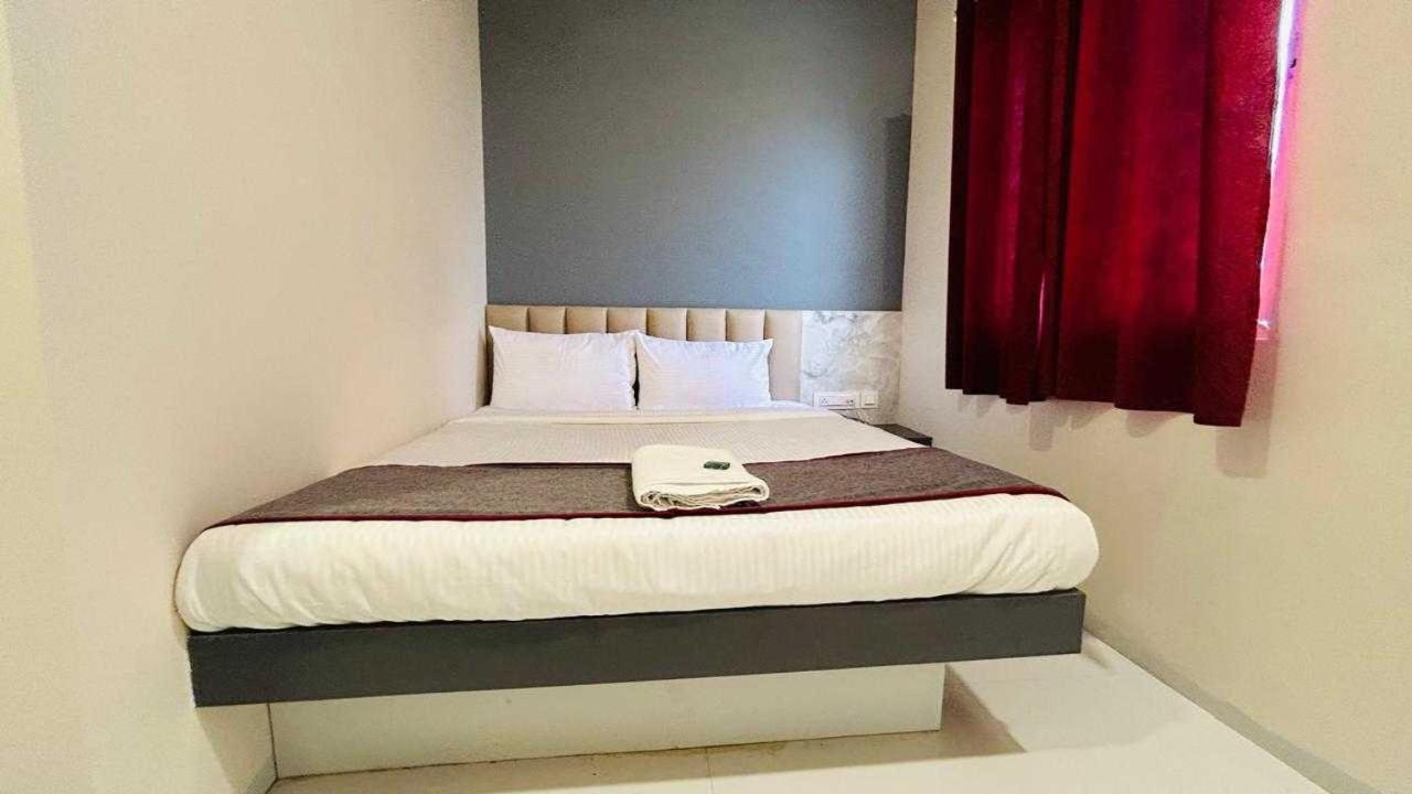 Oyo Hotel Elite Chandrapur Eksteriør bilde